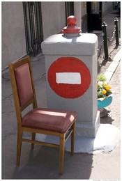 Nicht offensichtliche Bindung / ***