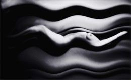 Drowning ... / ***