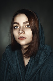 &nbsp; / ***