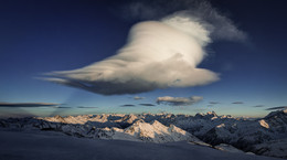 Cloud / ***