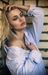  / Photographer: KirilNik,
Model: Olga.