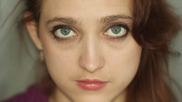 Eyes / ***