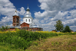 Church of St. Nicholas of Myra / ***