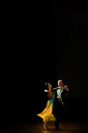 tango / ***