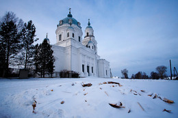 Kirche Alexander Newski / ***