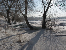 on the river ... / ***
