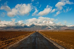 Mountains / ***