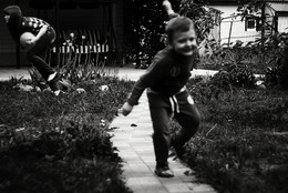 There is only a moment ... / ***