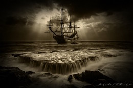 Before the storm / ***