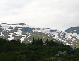 Ein schöner Tag dank Frost und Sonne / [img]http://rasfokus.ru/upload/comments/ac7ab5600a6b4f5563e9901e76372439.jpg[/img]
