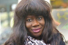 A friendly girl. / ***