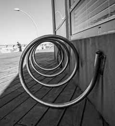 &nbsp; / street