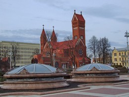 Red Church / ***