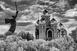 Mamaev Kurgan / ***
