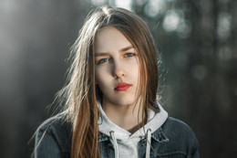 &nbsp; / ***