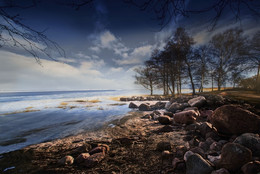 On the Gulf / ***