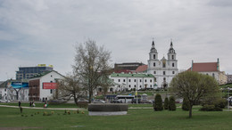 Holy - Spirit Cathedral. / ***