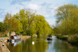 Kanal / https://www.peternutkins.photography