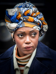 Woman / ***