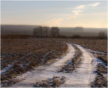 Long Road 2 / ***