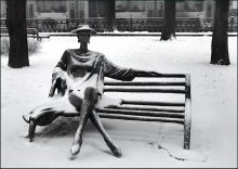 Lady in white / ***