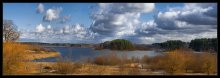 Spring view of the reservoir Krynica / ******