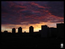 view skies 2 / ---