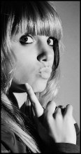 surprise / ***