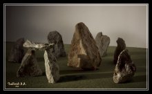 Dolmen / ***