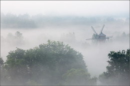 The Old Mill / ***