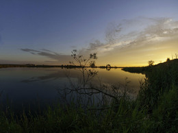 Above the water / ***