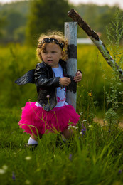 Girl / ***