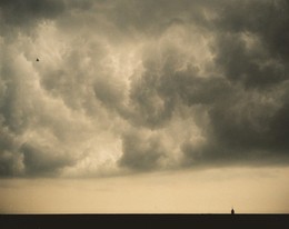 Above the city / ***
