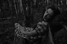 B%w movie / ***
