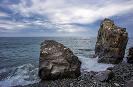 Pebbles. / ***