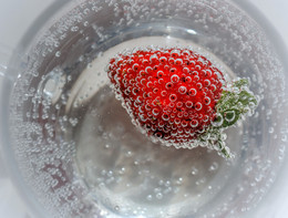 Strawberries / sony nex7 e30macro