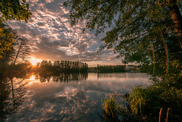 Sunset / ***
