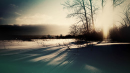 Schatten auf dem Schnee / ***