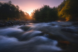 Sunrise Flow / ...