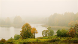 Oktober / ***