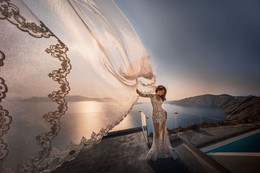 Magic in her hands / ***