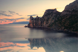 Looking glass / ***