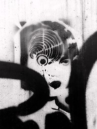 femme fatale / ...