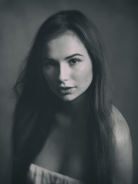 &nbsp; / ***