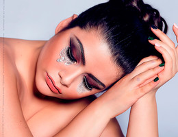 ART BEAUTY / ***
