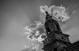 Old Church / ***