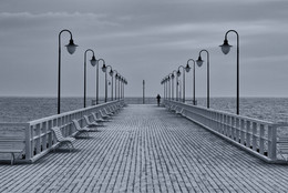 Melancholy / ***