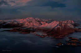 Island at sunset / ***