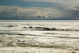 April ice / ***