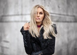 Vanessa / ***